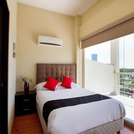 Ecohabit, Monterrey Hotel Apodaca Bagian luar foto