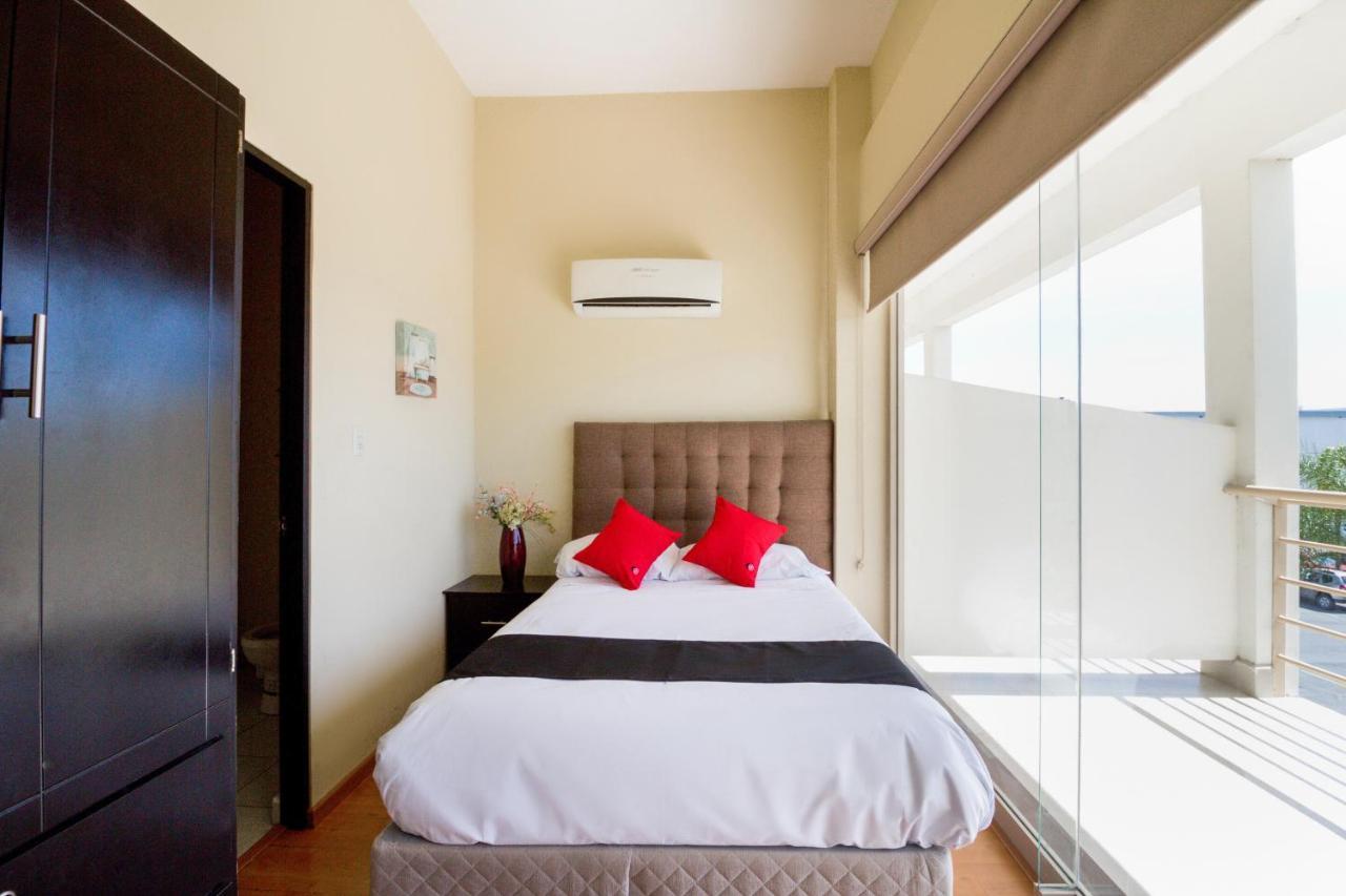 Ecohabit, Monterrey Hotel Apodaca Bagian luar foto